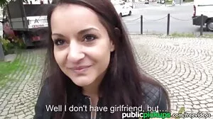 Ado en chaleur chevauche une bite vidéos porno gratuit en français noire