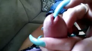 Dirty Stepis video porno gratuit hard a surpris la grosse bite de stepbro et elle a avalé sa bite dure