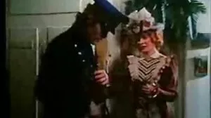 Femme video pourno x au foyer poilue seule à la maison et rend la chatte humide