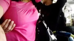 La MILF en chaleur Nicole Sage chevauche la grosse bite video sexe amateur francais gratuit de sa meilleure amie après l'avoir sucée