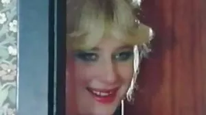 Hot film porno francais echangiste Blonde Cougar s'empale sur une grosse jeune bite