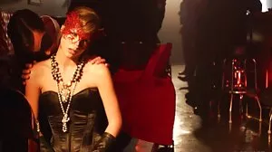 Scarlett se donne à Dick je voudrais voir des vidéos porno pour garder ses méfaits