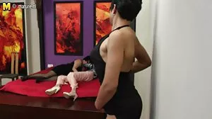 Deep Throat Challenge, la mère allemande et film porno gratuit femme poilue les fils de son copain