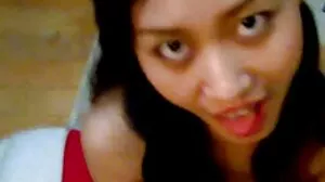 Femme blonde chaude en latex noir sexy ne peut pas attendre que son mari video film porno streaming arrive Aujourd'hui est le jour de la baise rapide