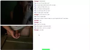 Horny mature video x gratuite se masturbe secrètement pendant que son mari est absent