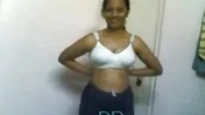 Smut Puppet - Des salopes en video xxx porno gratuit ébène se propagent pour une compilation de la BBC