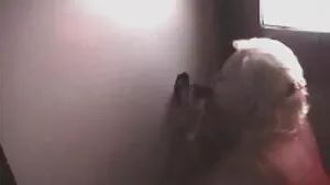 Alexis baisée x video porno gratuite et avale pour de l'argent