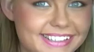 Une blonde en transe somnolente se masturbe video streaming gratuit x